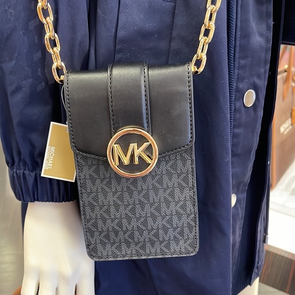 Michael Kors Carmen Small Logo Smartphone Crossbody Bag
Black - Picture 12 of 16